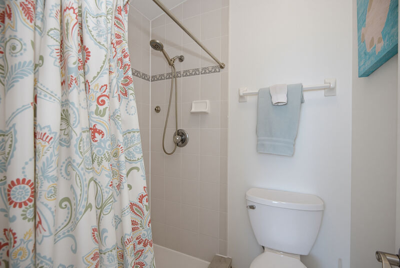 Guest bath — the Lighthouse, New Smyrna Beach
